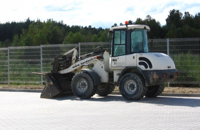 TEREX SCHAEFF SKL 834