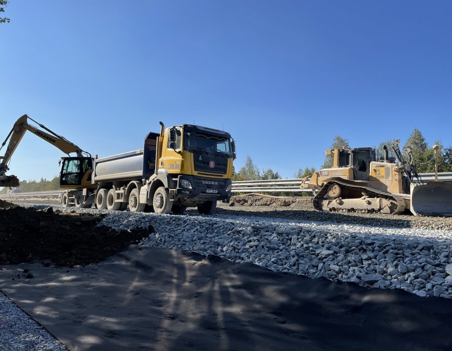 D5 Oprava vozovky v km 67,33-64,35 L D5 Oprava vozovky v km 67,33-64,35 L
